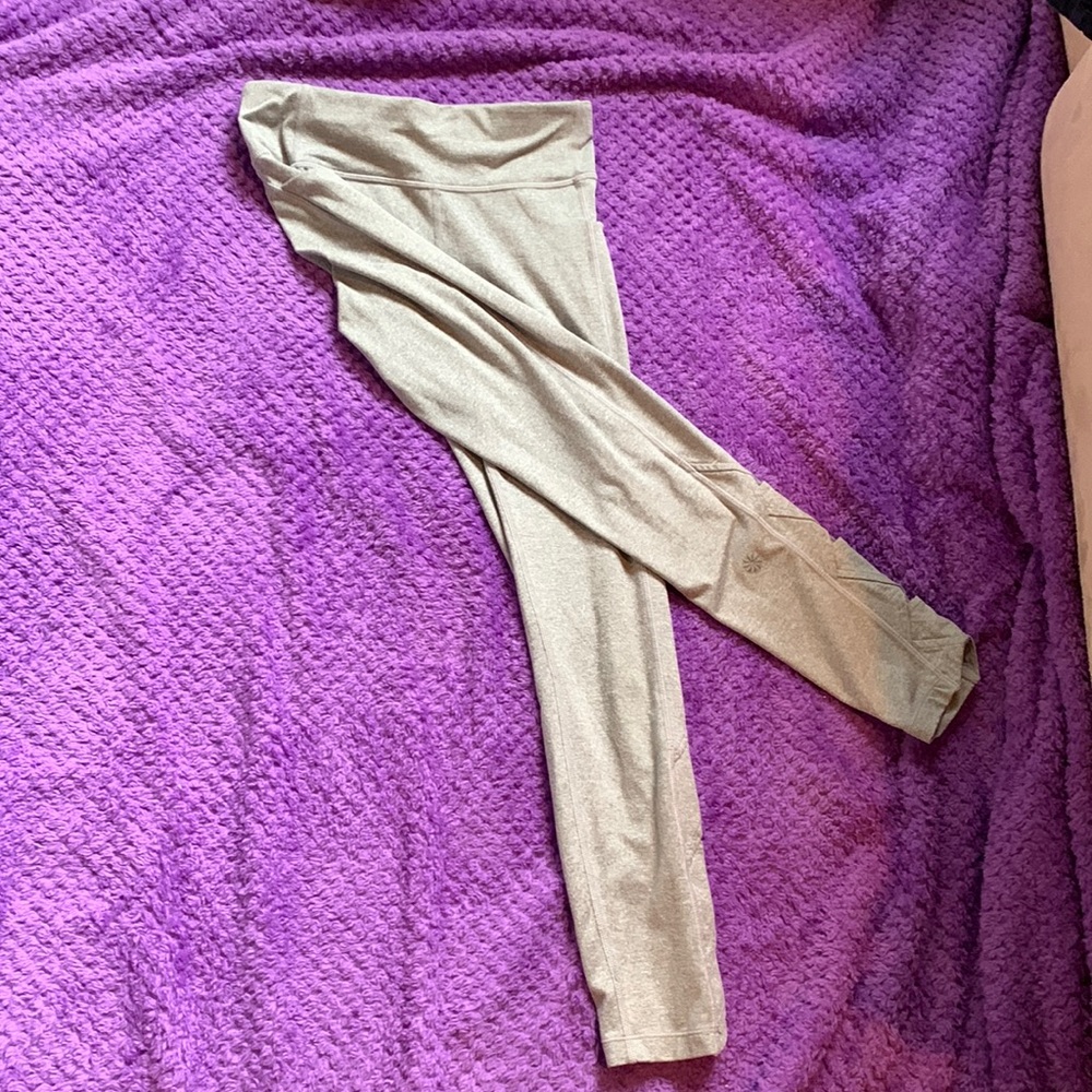 Beautiful athleta Capri leggings